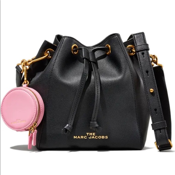 Marc Jacobs Handbags - Marc Jacobs Bucket Bag
